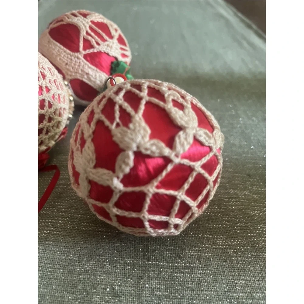 Vintage Crocheted Christmas Ornaments Set of 7~Beautiful!